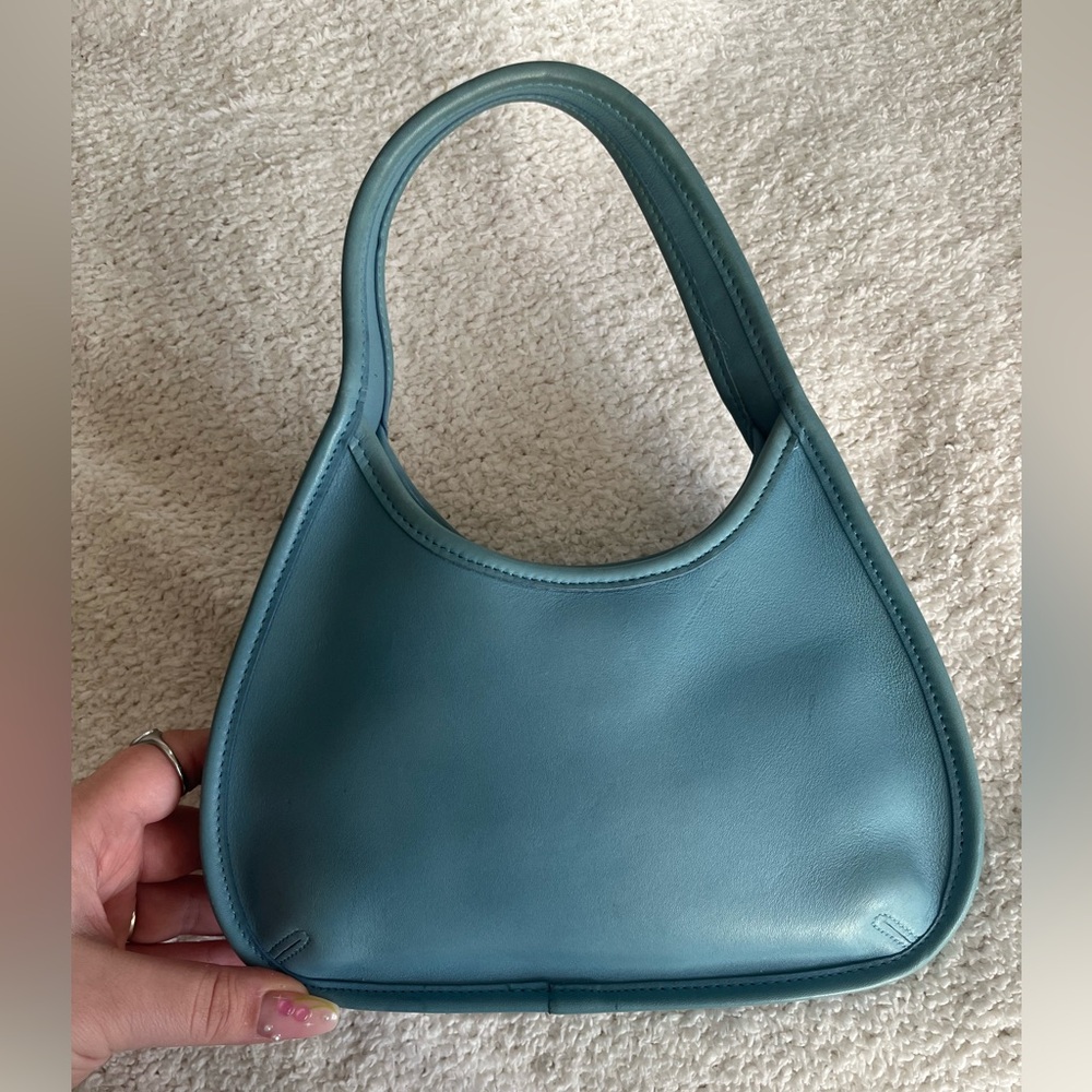 Vintage Coach Ergo 9027 Glacier